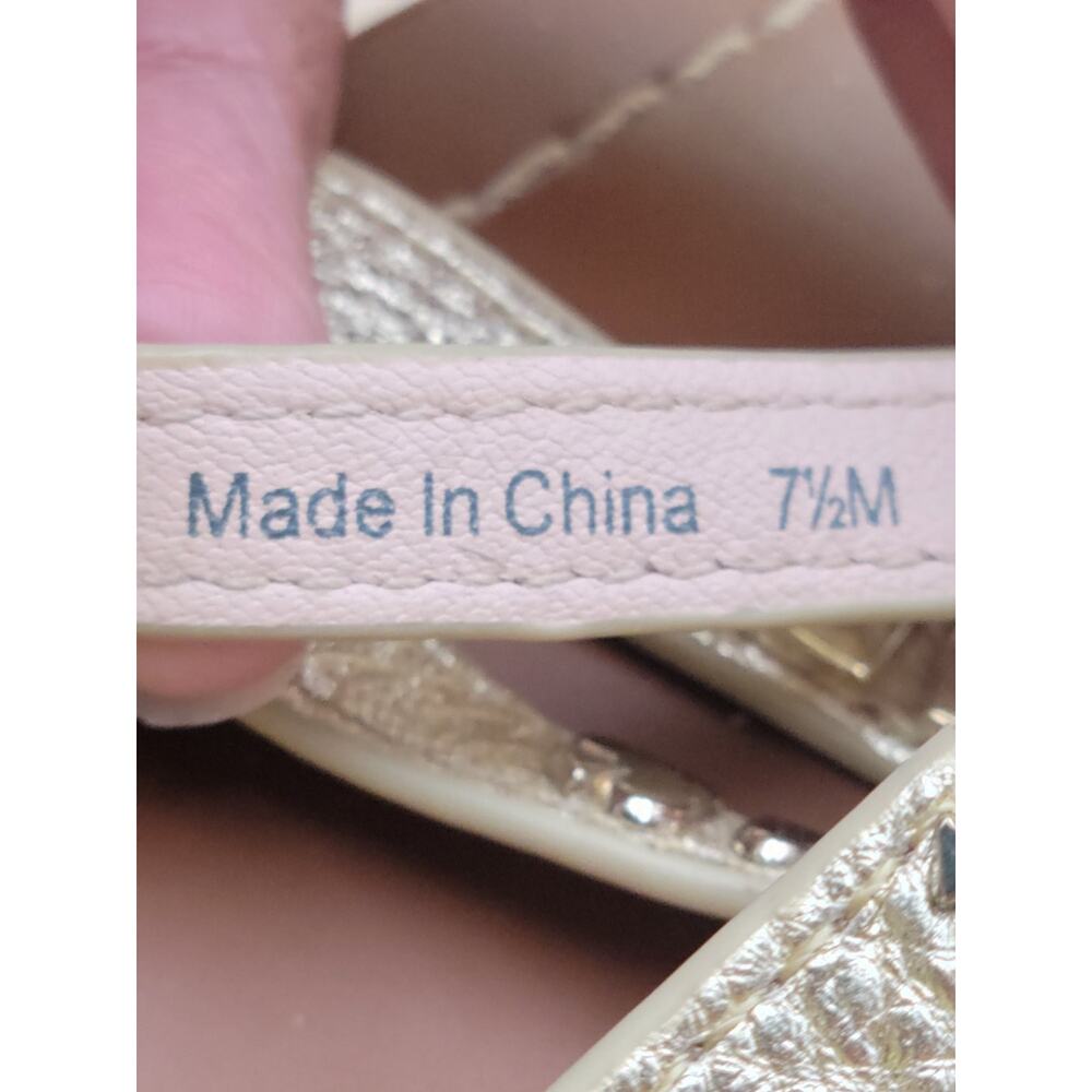 kate spade Metallic Gold Leather Thong Sandals - Picture 6 of 8